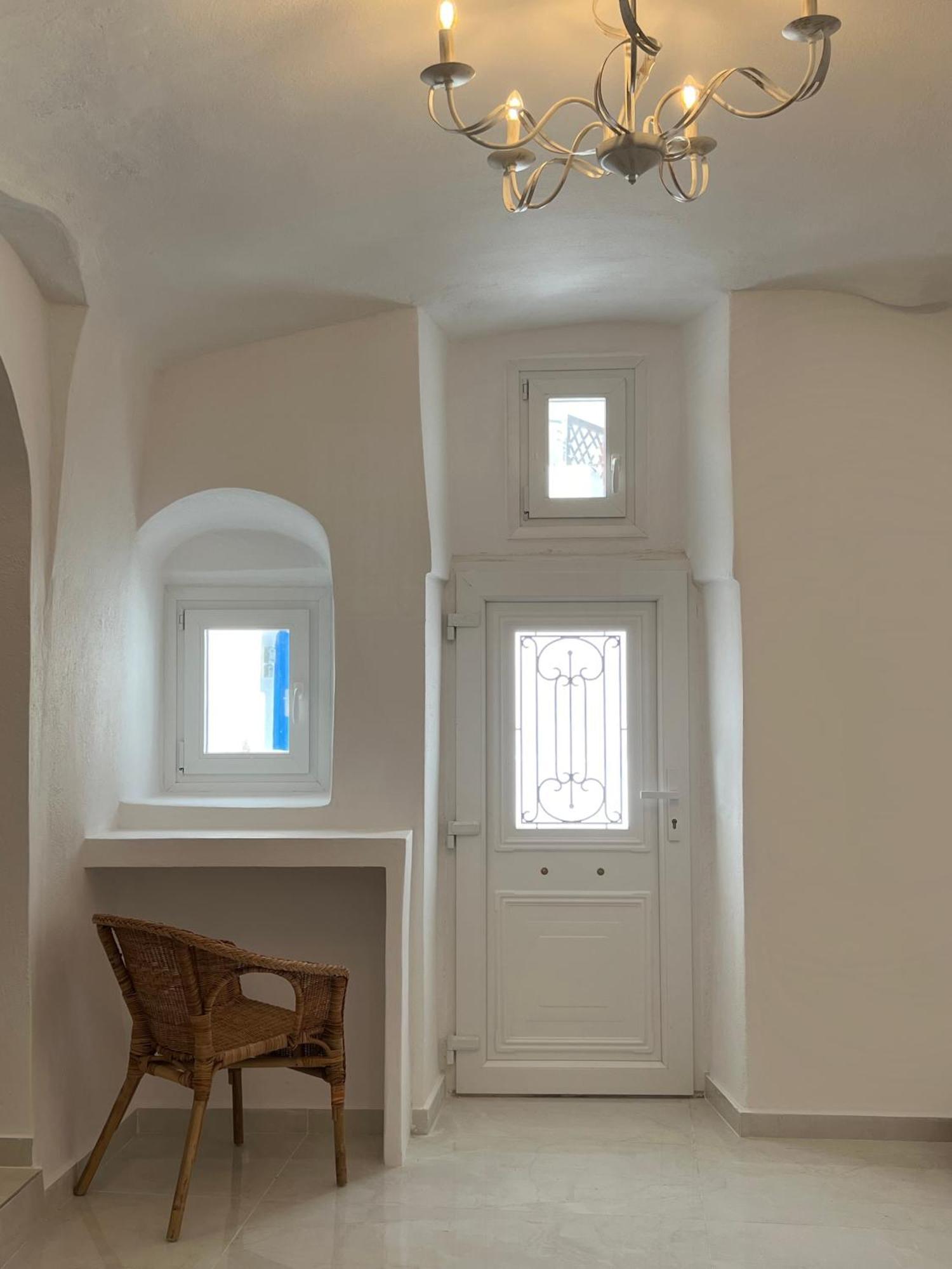 Cave Noelia Daire Fira  Dış mekan fotoğraf